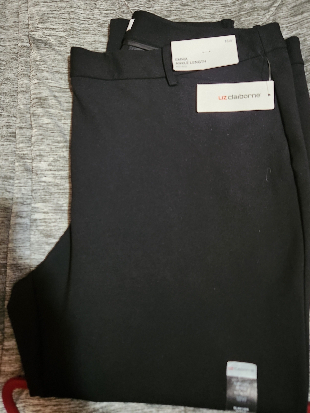 Liz Claiborne Black Ankle-Length Women's Pants